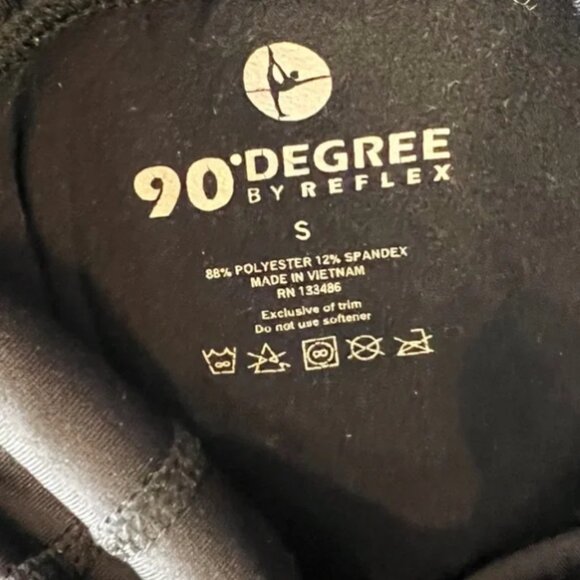 90 Degree By Reflex Sweatshirt - Picture 3 of 3